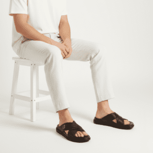 Medicated men’s slippers in PU rexine material with a handmade 2-in-1 adjustable strap design.